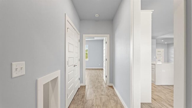 Building Photo - 213 Olde Ml Ct