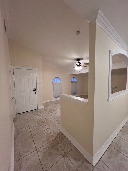 Building Photo - 15522 Winter Briar Dr