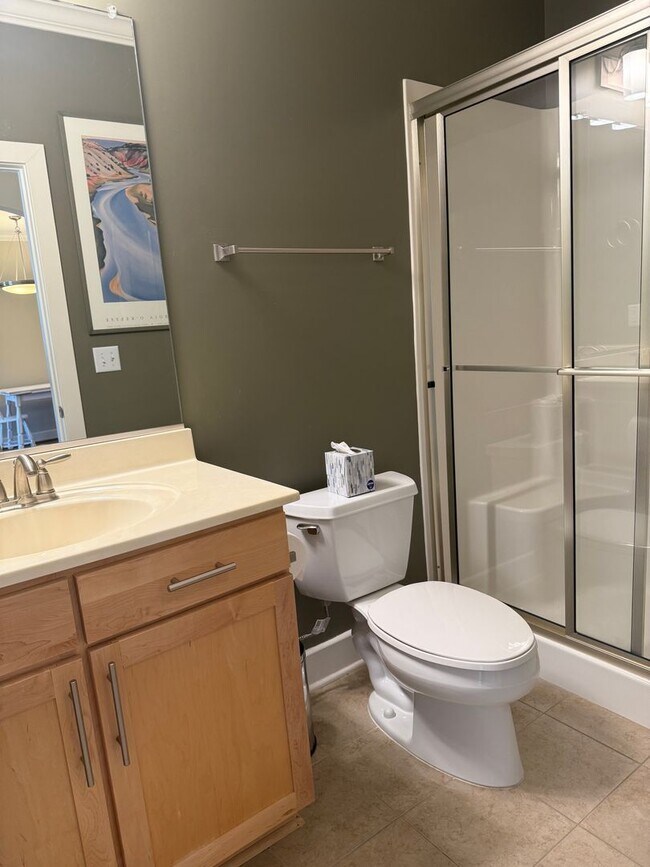 Building Photo - Furnished 2 Bedroom in Winstead Commons! Convenient to Lawndale Dr, Battleground Ave, and More!