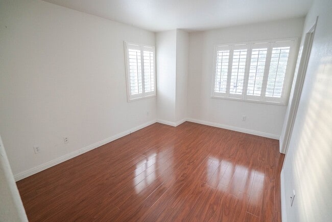 Building Photo - Stevenson Ranch 3 Bedroom Home for Rent!