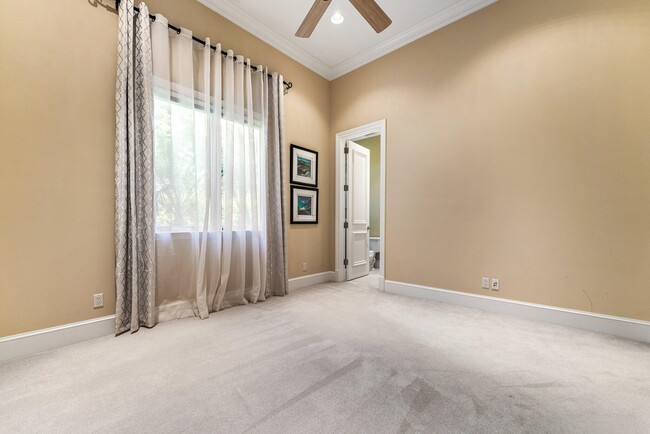 Building Photo - 11743 Bella Donna Ct