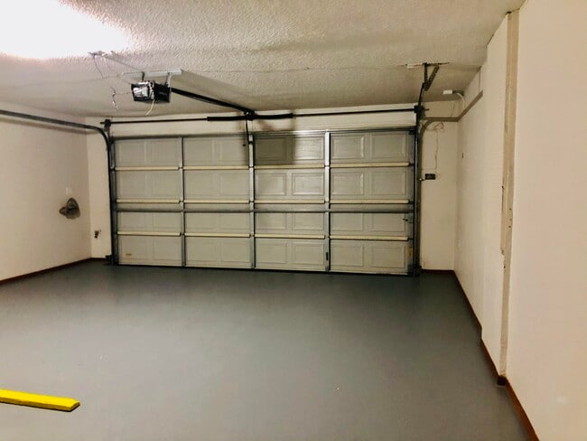 Building Photo - 730 Resler Dr