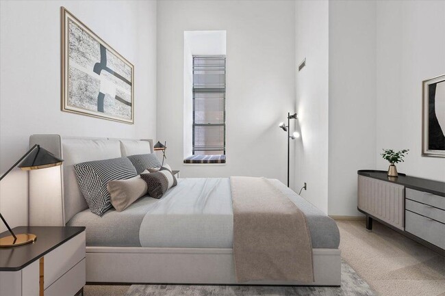 Building Photo - 270 E Highland Ave