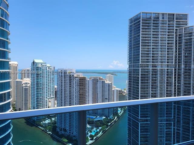 Building Photo - 200 Biscayne Boulevard Way