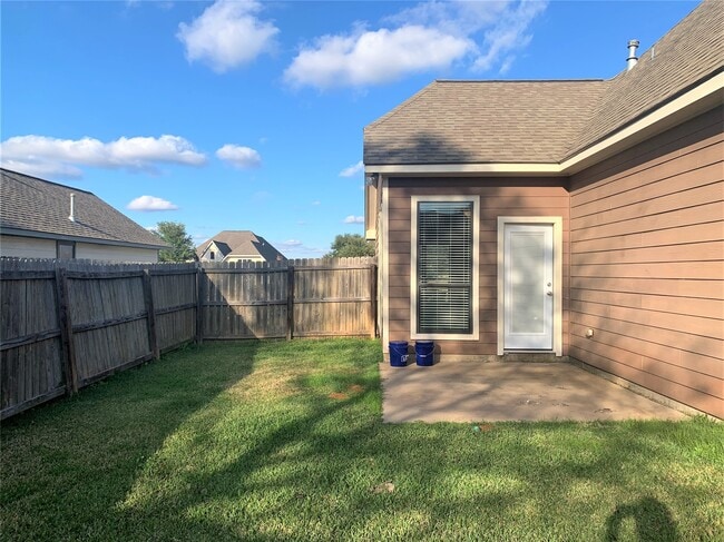 Building Photo - 807 Cobble Gate Dr