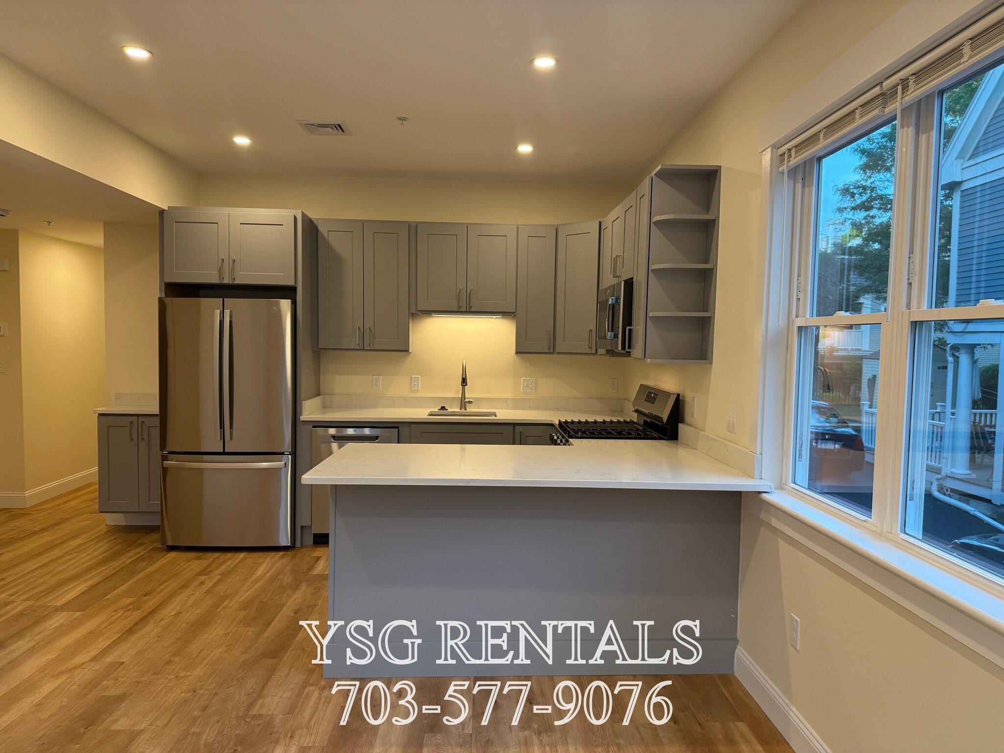 Building Photo - 14 Dorr St