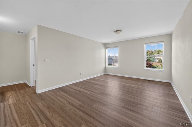 Building Photo - 101 Rising Crest Cir