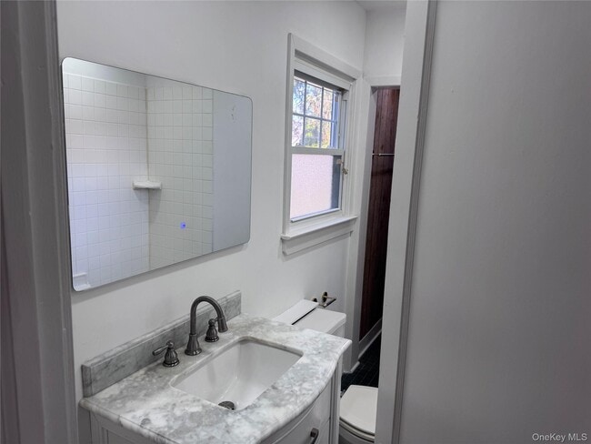 Building Photo - 4 Franklin St