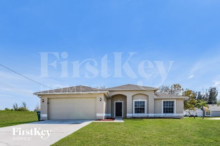 Primary Photo - 2547 SW 3rd Pl