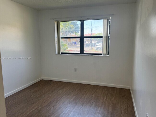 Building Photo - 15600 SW 80th St