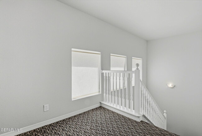 Building Photo - 4717 Excalibur Dr