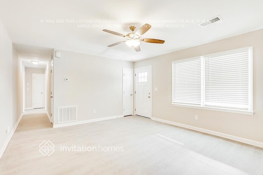 Building Photo - 38 Watson Glen Dr