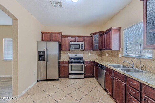 Building Photo - 4020 Hueco Land Ln