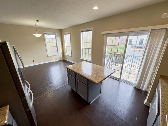 Building Photo - 9094 Demarest Dr