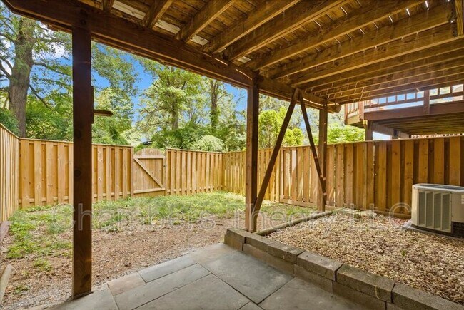 Building Photo - 6591 Zoysia Ct