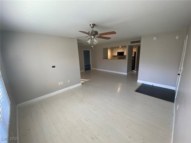 Building Photo - 555 E Silverado Ranch Blvd