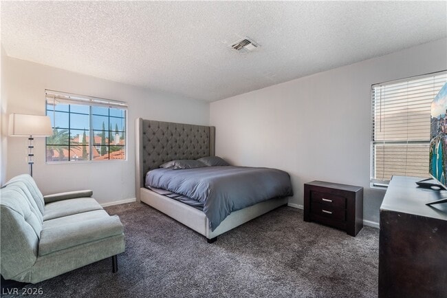 Building Photo - 9005 Feather River Ct