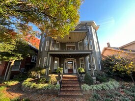 Building Photo - 1233 Bardstown Rd