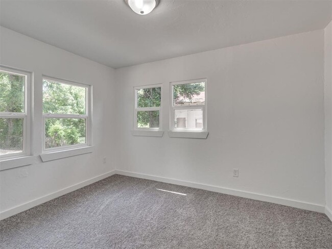 Building Photo - 1814 N Jordan Ave