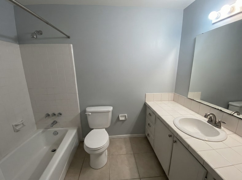 Bathroom - 1119 Eagle Rd