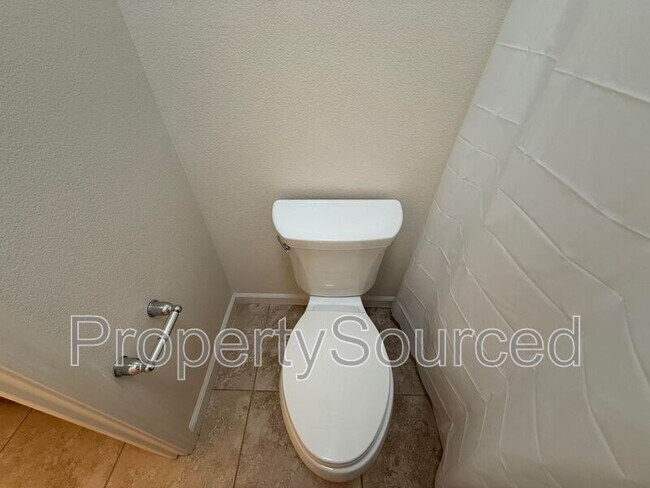 Building Photo - 333 Catmint St