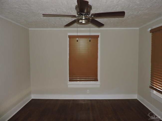 Building Photo - 916 E Hatton St