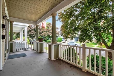 Building Photo - 501 Bird Ave