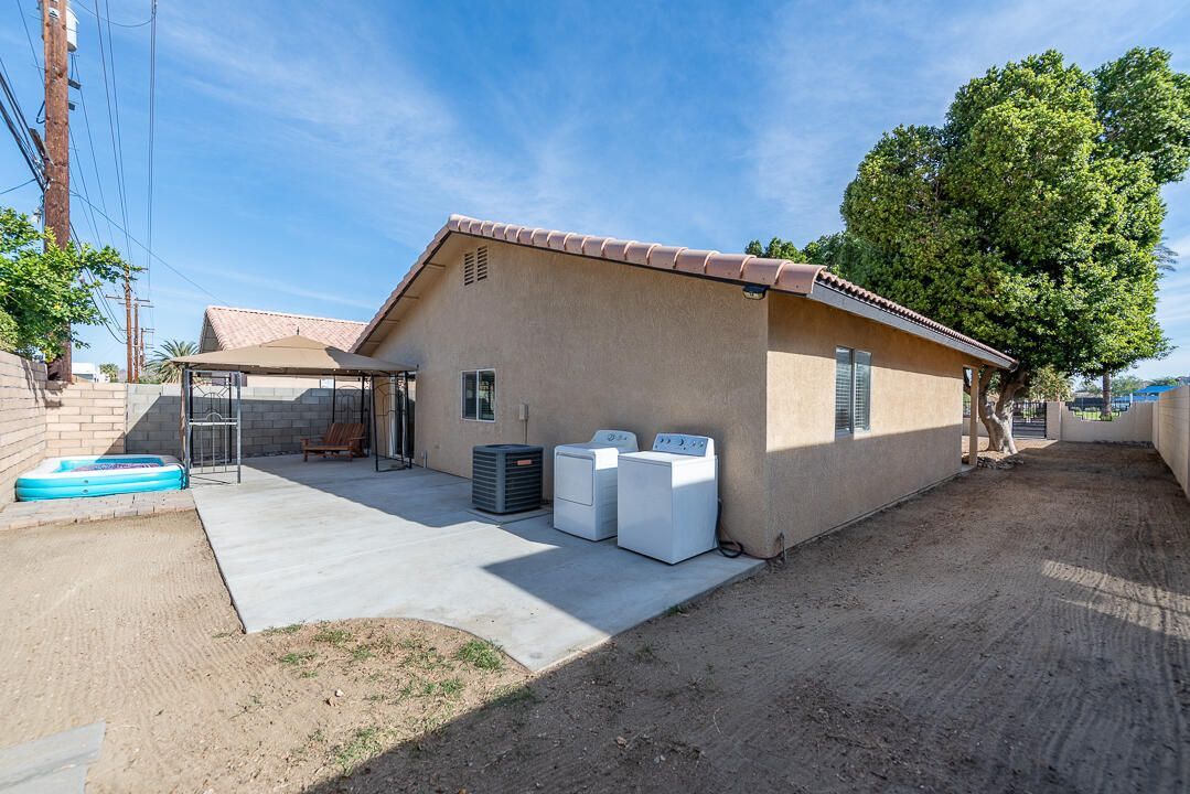 Building Photo - 51785 Avenida Bermudas