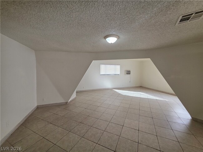 Building Photo - 1427 San Felipe Dr