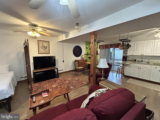 Building Photo - 5979 3rd St