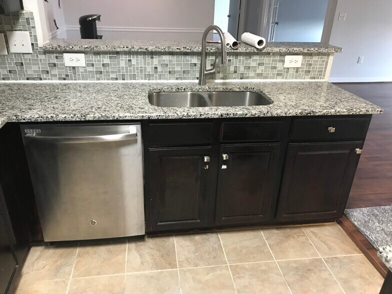 Building Photo - 11286 Hyde Pointe Ct