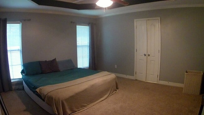 Building Photo - 708 Quiet Cove Cir
