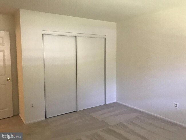 Building Photo - 7821 Enola St