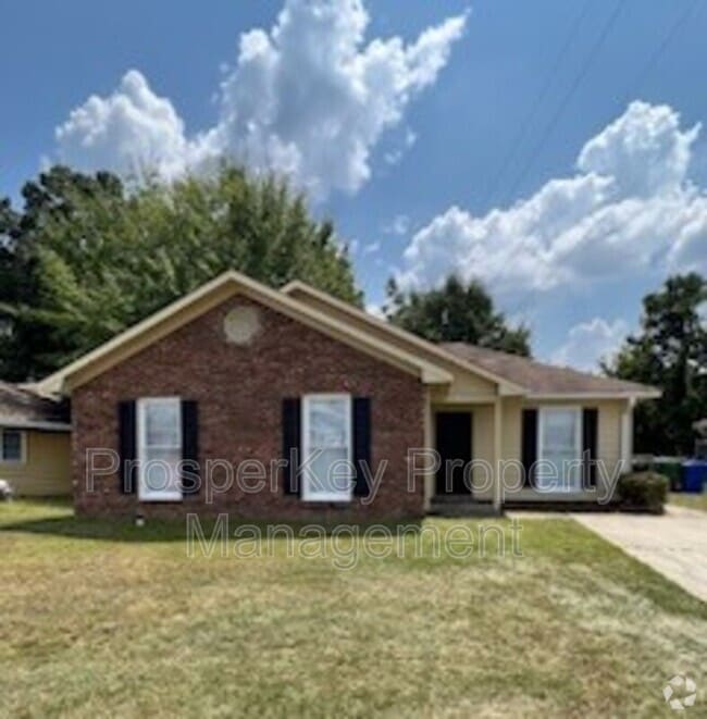 Building Photo - 5766 Spanish Oak Dr