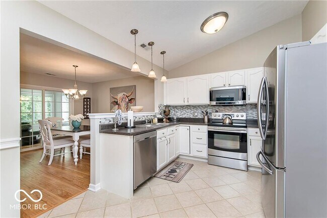 Building Photo - 14947 Mia Dr