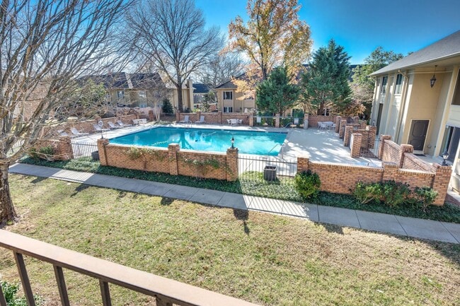 Building Photo - Awesome 2BE/2BA condominium at Lions Head!