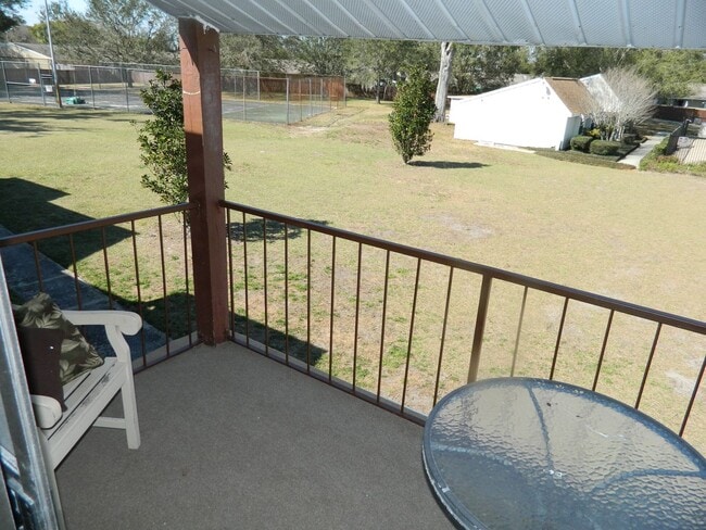 Building Photo - 1 Bed / 1 Bath Condo with Balcony – Seminole County – Water Included!