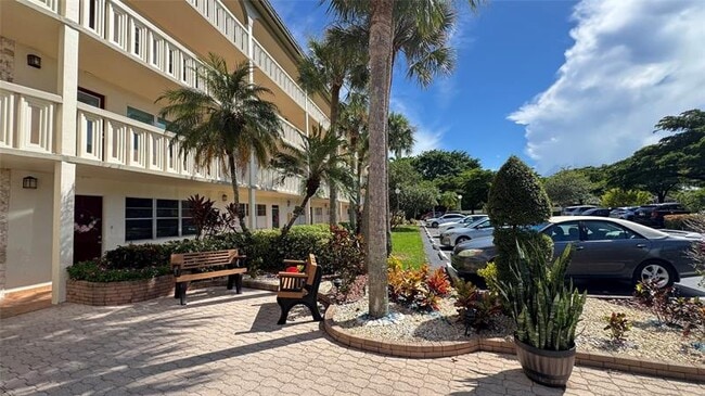 Building Photo - 1805 Eleuthera Point