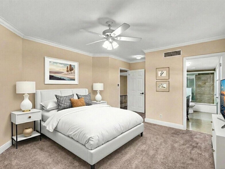 Building Photo - 333 SE 20th Ave