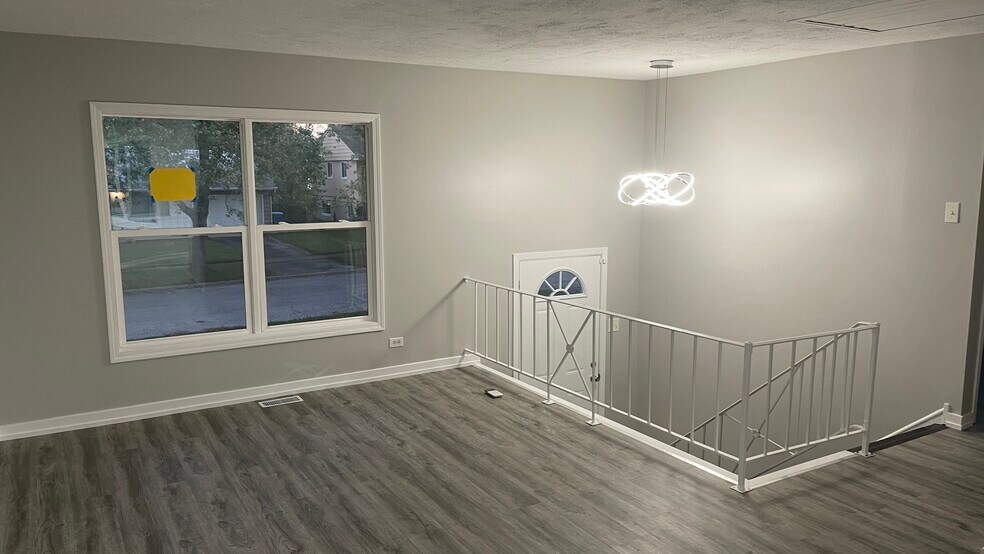 Building Photo - 2836 223rd Pl