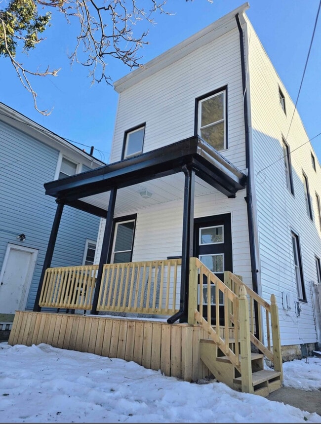 Building Photo - 4614 Carter Ave