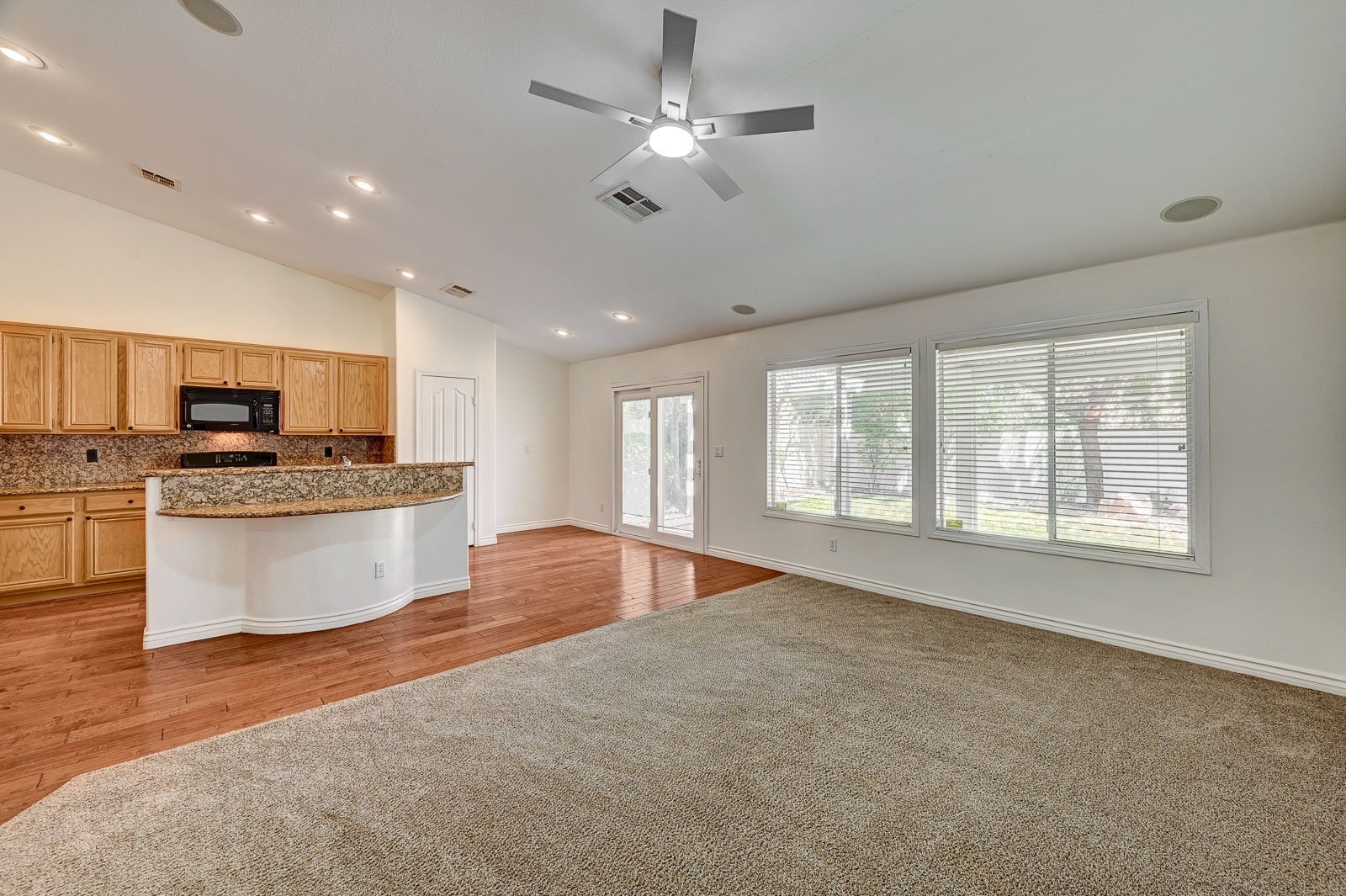 Building Photo - 9042 Edenbridge Ct