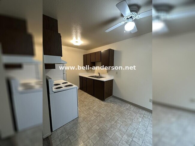 Building Photo - Cozy 1 Bedroom Condo Available for Immediate Move In- RENT SPECIAL $200 OFF FIRST MONTHS RENT!