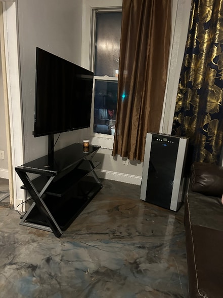 Building Photo - 707-711 Ohio St