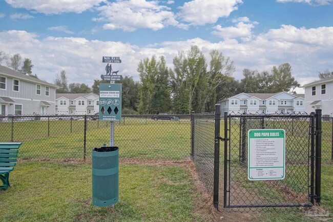 Building Photo - 8960 Brigade Trail