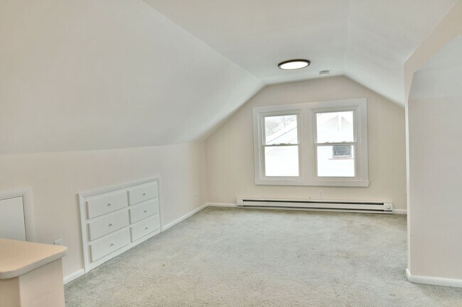 Building Photo - 310/312 Prospect St