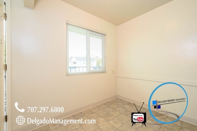 Building Photo - Downtown Benicia! Want to live in the hear...