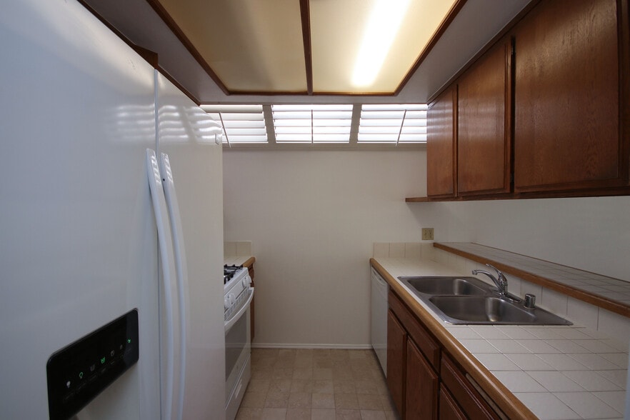 Building Photo - 311 E Glenarm St