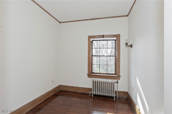 Building Photo - 283 Corning Dr