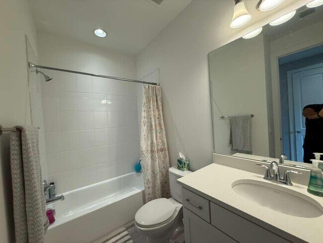 Building Photo - 5348 Sagan Ln